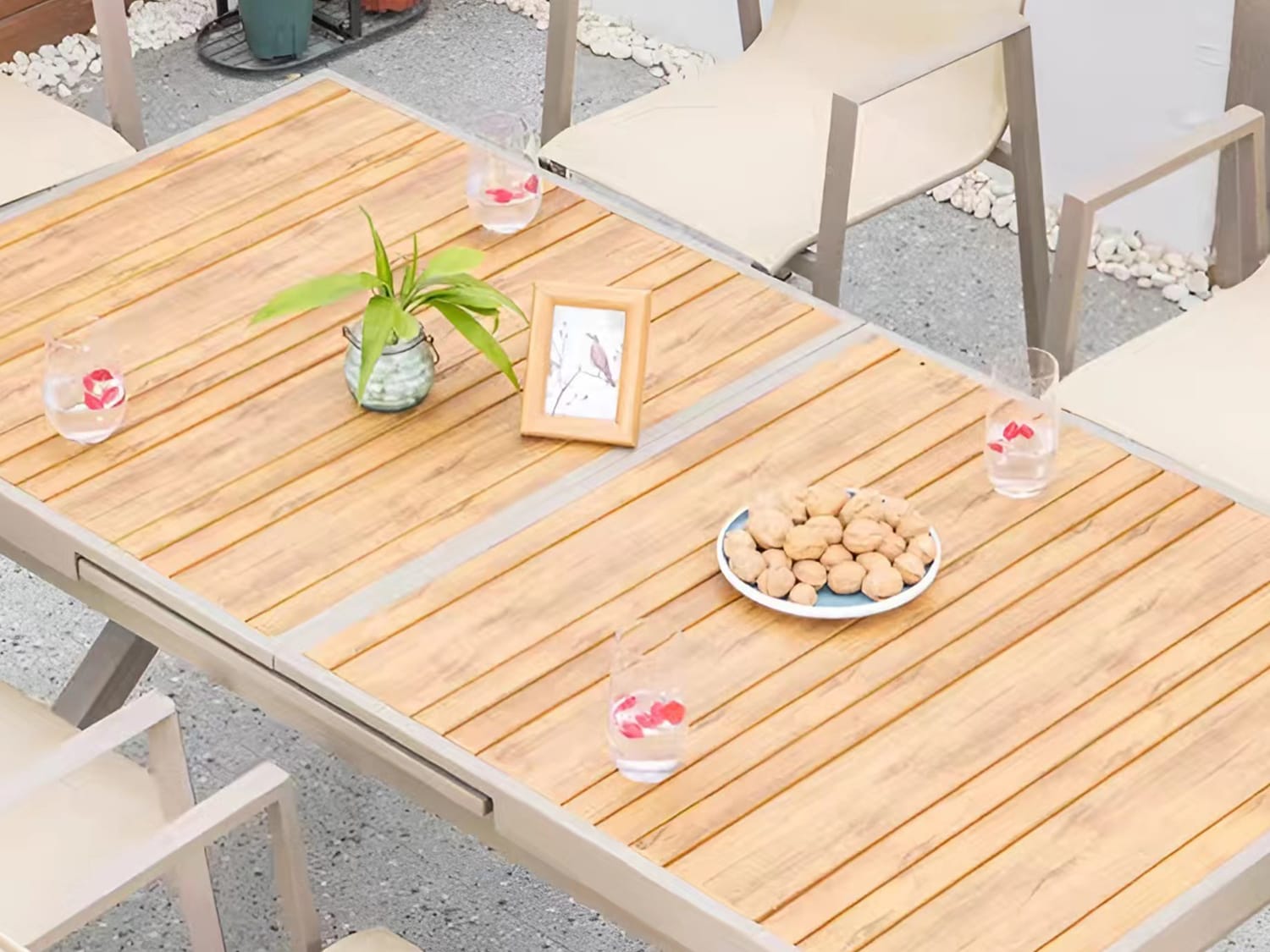 ROTO Outdoor WPC Top with Aluminium Frame Extendable Dining Table 180 ...